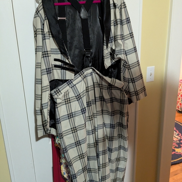 Dangerfield Jackets & Blazers - Dangerfield Plaid Trouser With Cropped Jacket That Has Tails